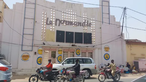 Tchad : La salle de cinéma devenue bureau politique 